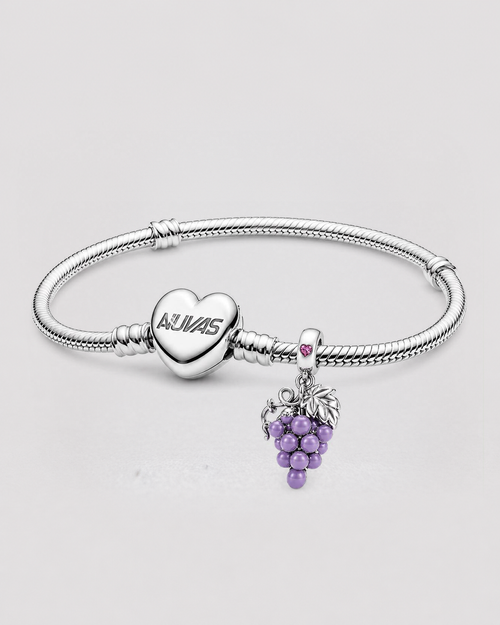NUVAS CHARM UVAS