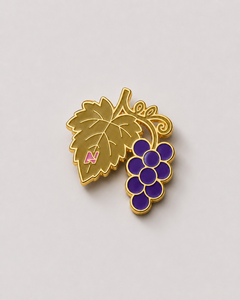 NUVAS Pin + Uvas